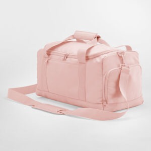 Training-Holdall-bag-med-logo-Fresh-Pink